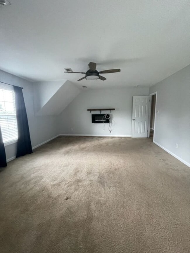 Building Photo - 4903 Falling Star Ln