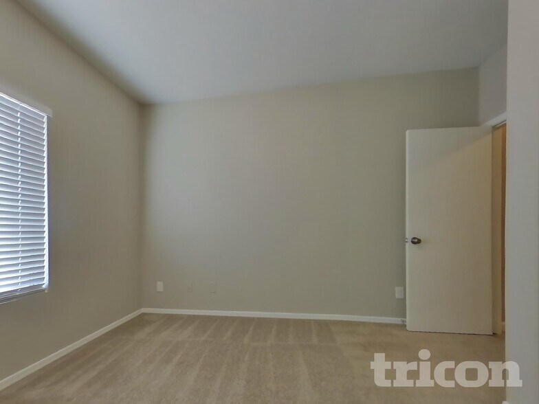 Building Photo - 625 N Hamilton St