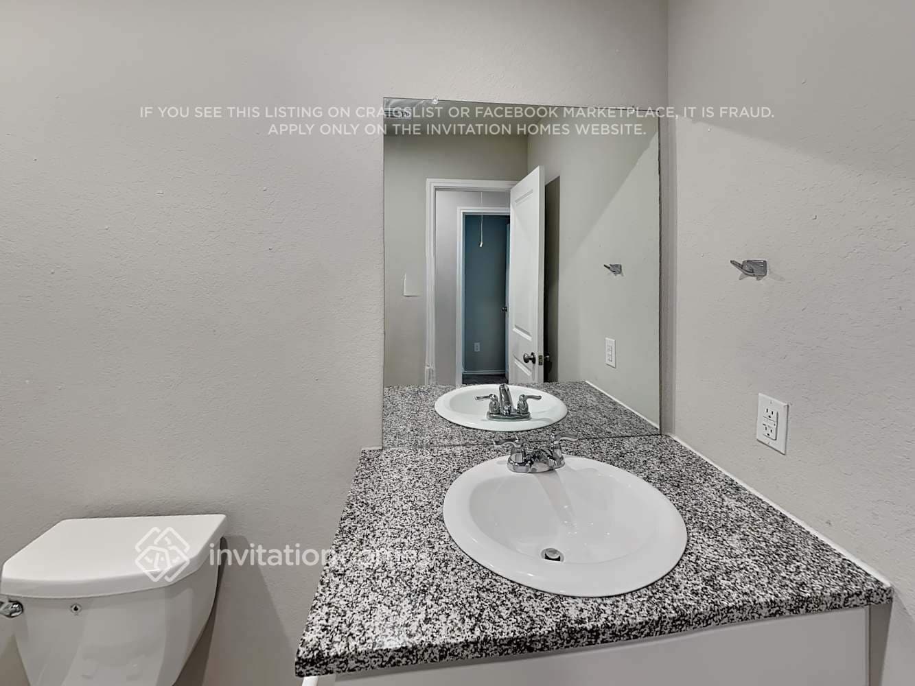 Building Photo - 5525 Verdugos Pl