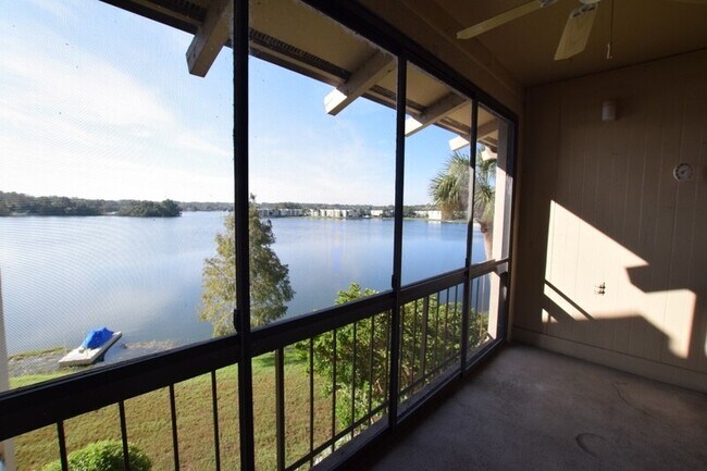 Building Photo - 576 Orange Dr