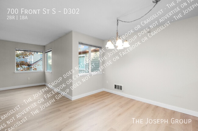 Building Photo - 700 Front St S