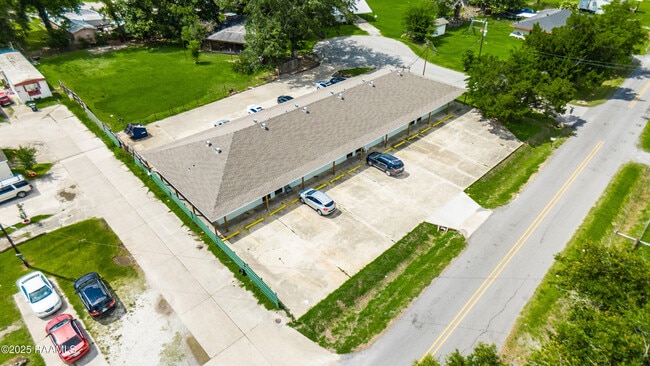 Building Photo - 314 Deare St