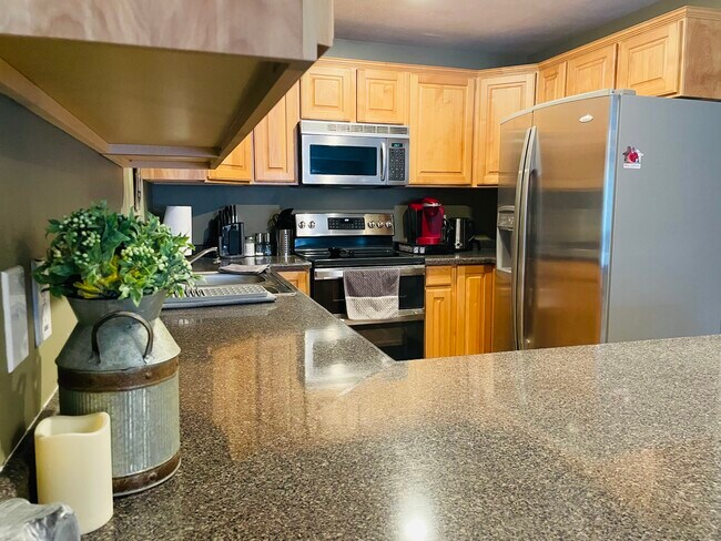 Building Photo - 1195 Privet Dr