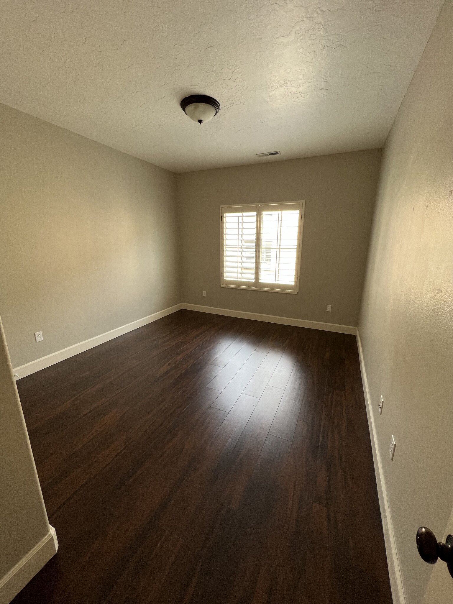 Building Photo - 949 N 920 W