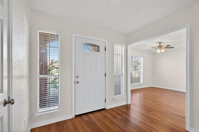 Building Photo - 1302 Silver Maple Dr