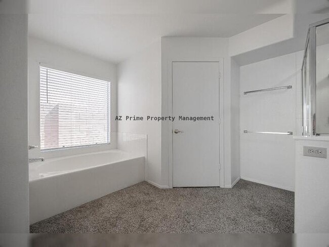 Building Photo - 4326 E Encinas Ave