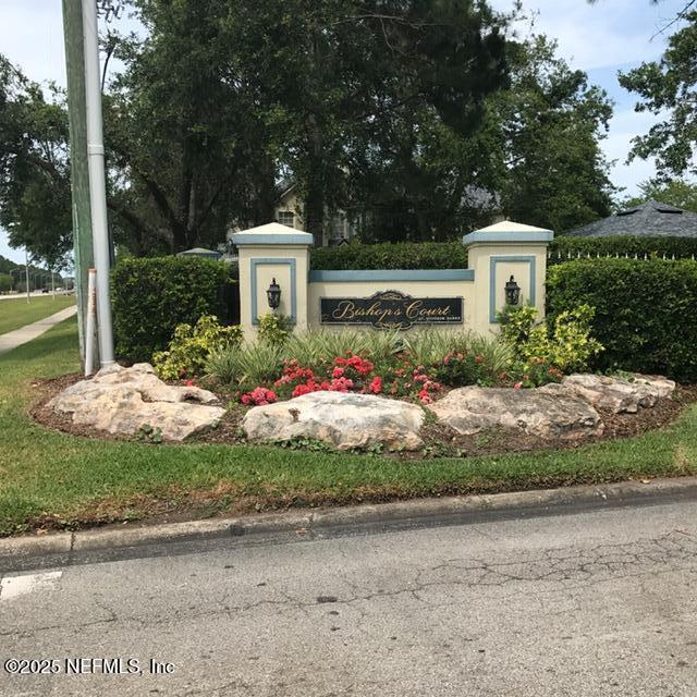 Primary Photo - 13703 Richmond Park Dr N