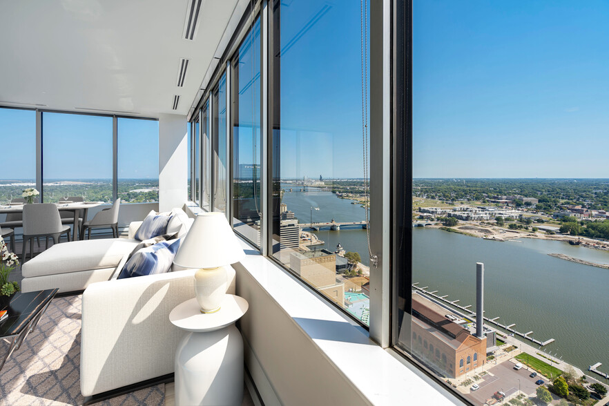 Upriver view - floorplan N - Tower on the Maumee