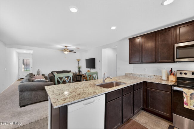 Building Photo - 25815 W Coles Rd