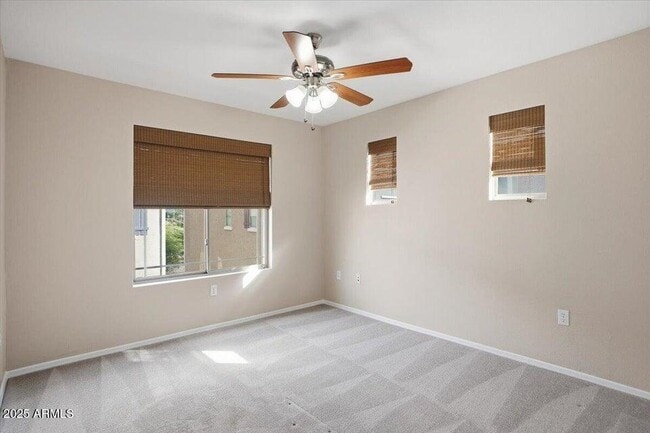 Building Photo - 2401 E Rio Salado Pkwy