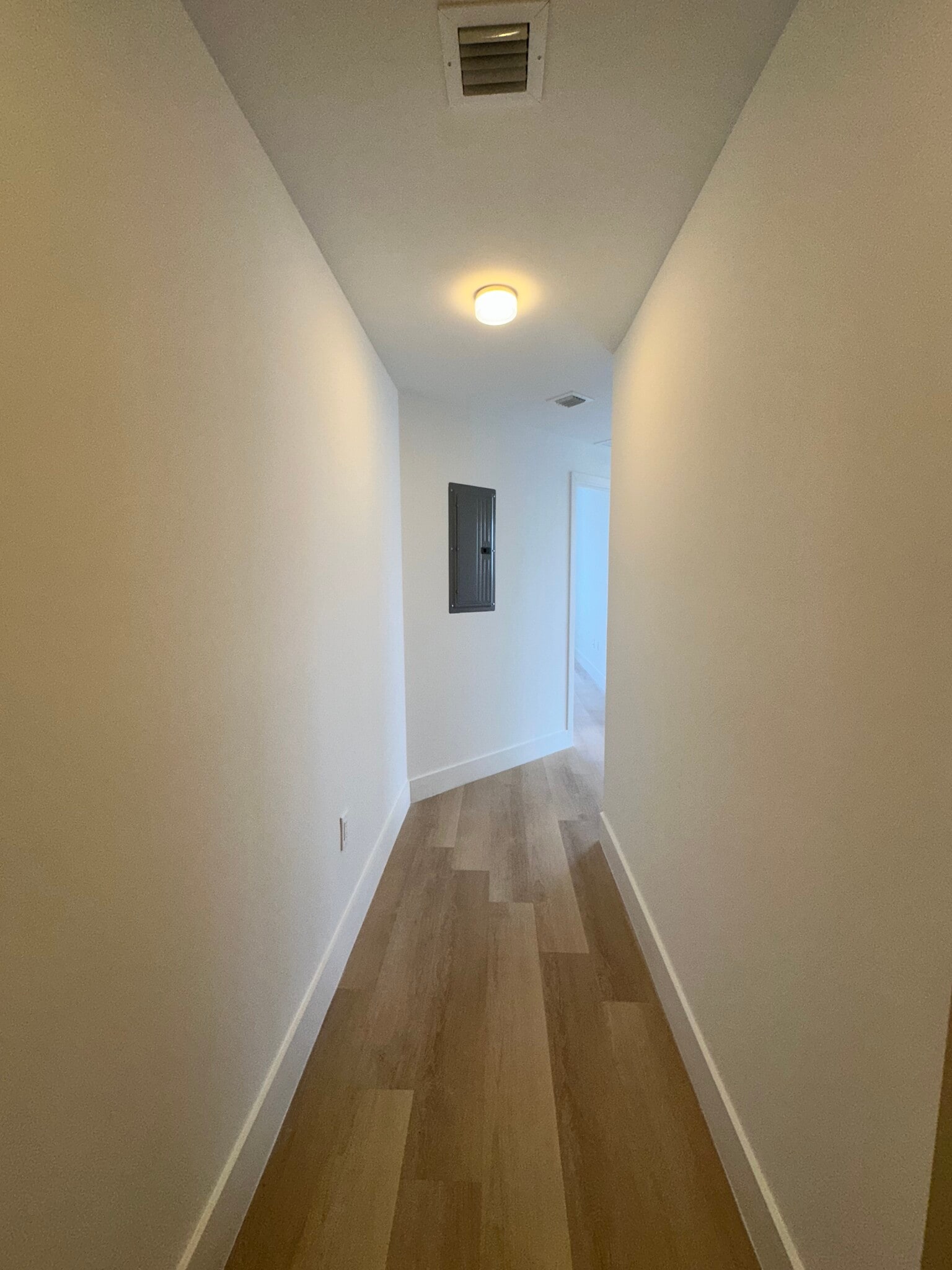 Building Photo - 4314 SW 49th Ct