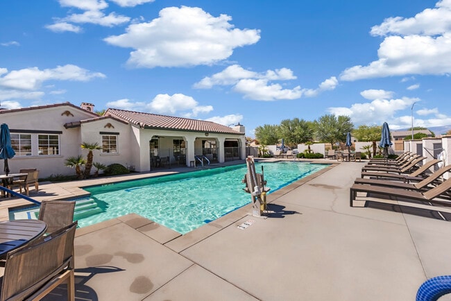 Building Photo - 78918 Adesso Way