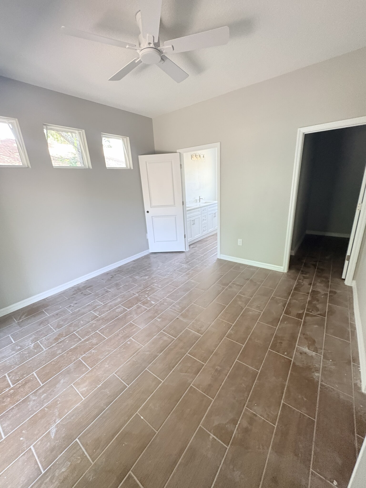 Building Photo - 554 Ronnoc Ln