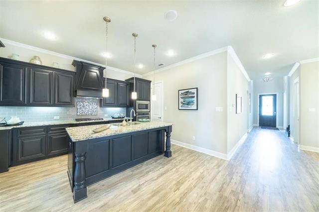 Building Photo - 403 Parrino pkwy