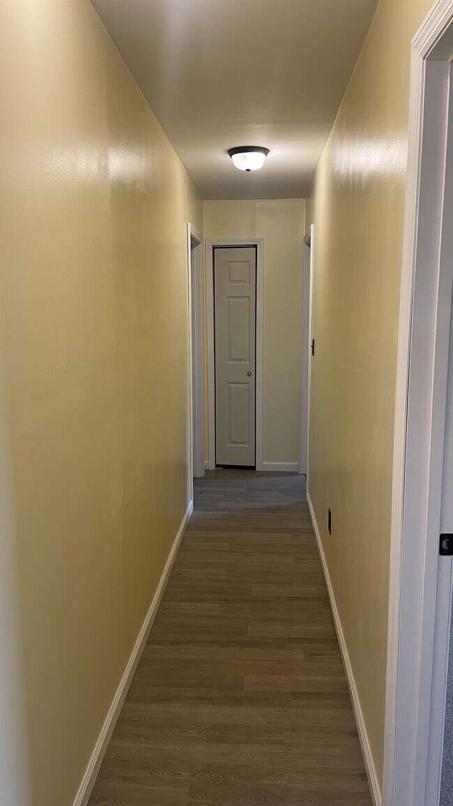 Building Photo - 508 Third St