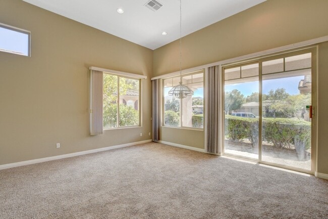 Building Photo - ELEGANT Single Story, 2 Bedroom Home in ANTHEM Gated Community!