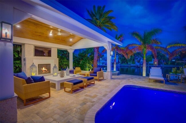 Building Photo - 807 Snug Island