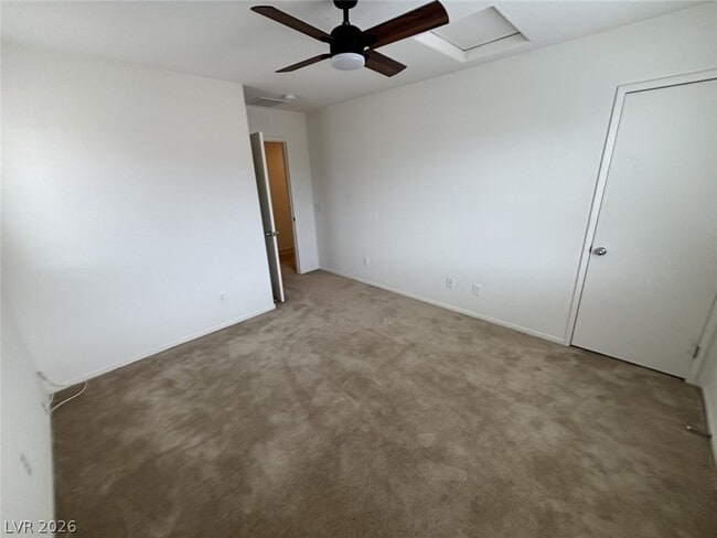 Building Photo - 5582 Sancho Throne Rd