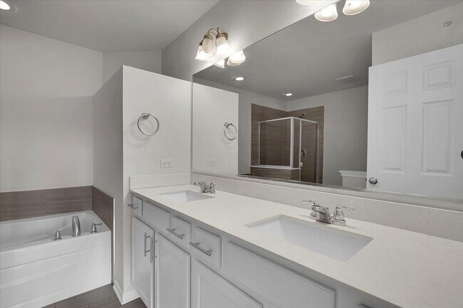 Building Photo - 29W710 Everton Dr