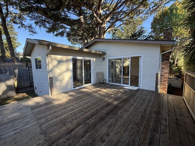 Building Photo - Cute and Recently Remodeled Carmel-by-the-Sea Cottage