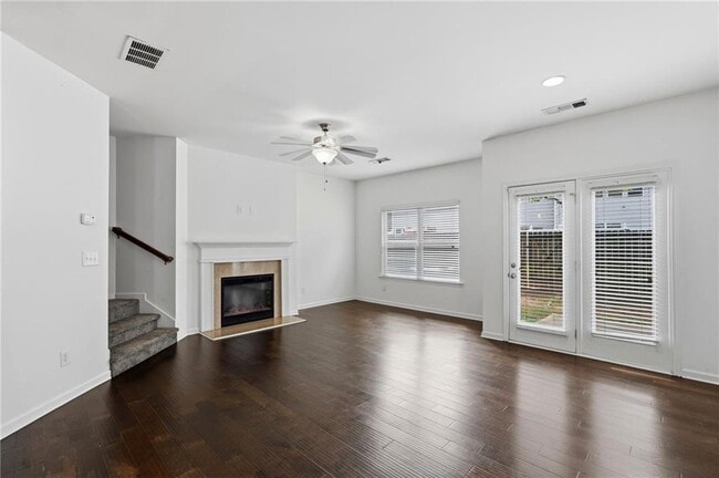 Building Photo - 4987 Longview Walk