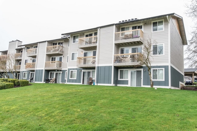 Building Photo - 5726 59th St Ct W