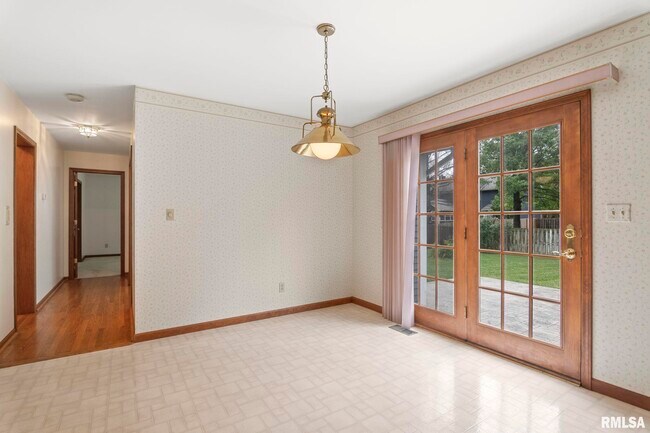 Building Photo - 1616 Hunter Ridge Dr