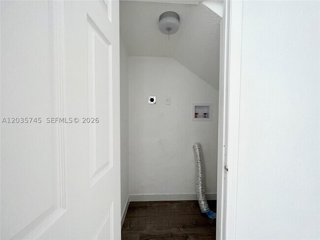 Building Photo - 444 NW 84th Terrace