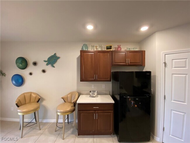 Building Photo - 2507 NW 20th Terrace