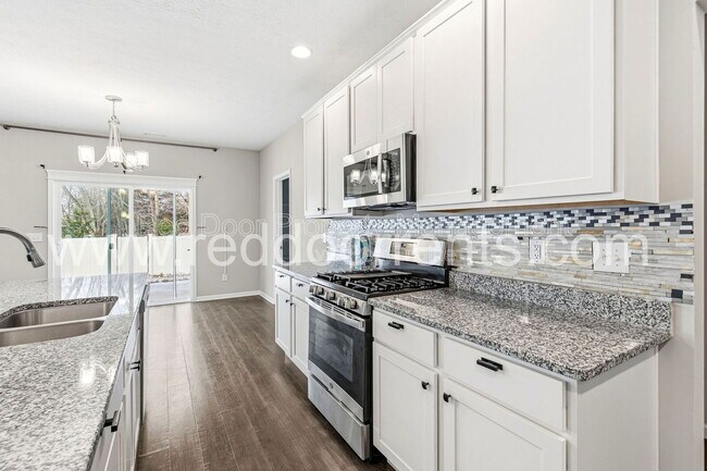 Building Photo - 8276 Sonata Pl