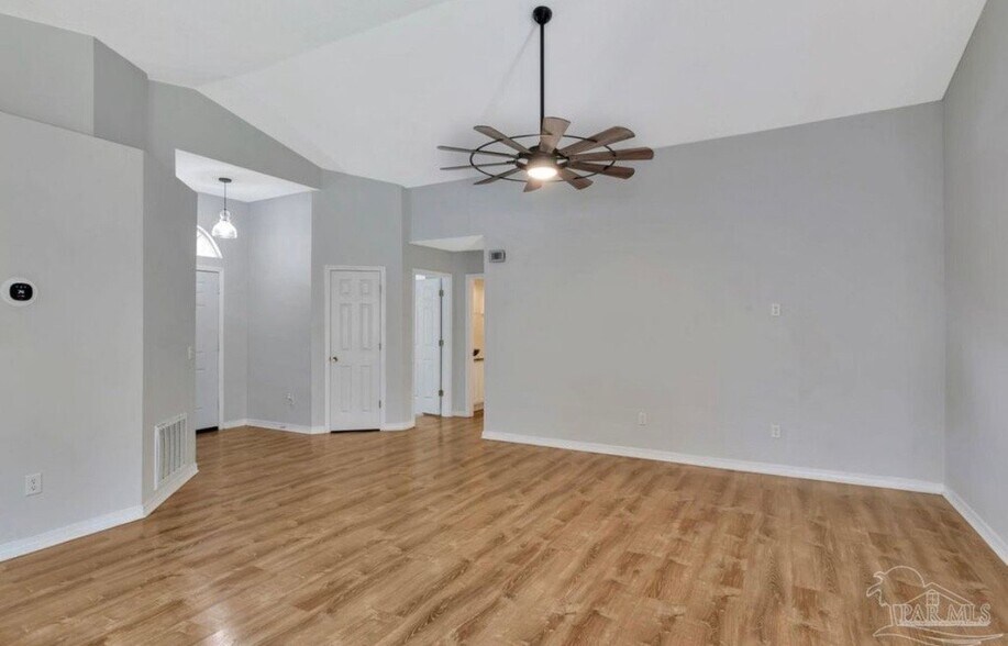 Building Photo - 6483 Heronwalk Dr
