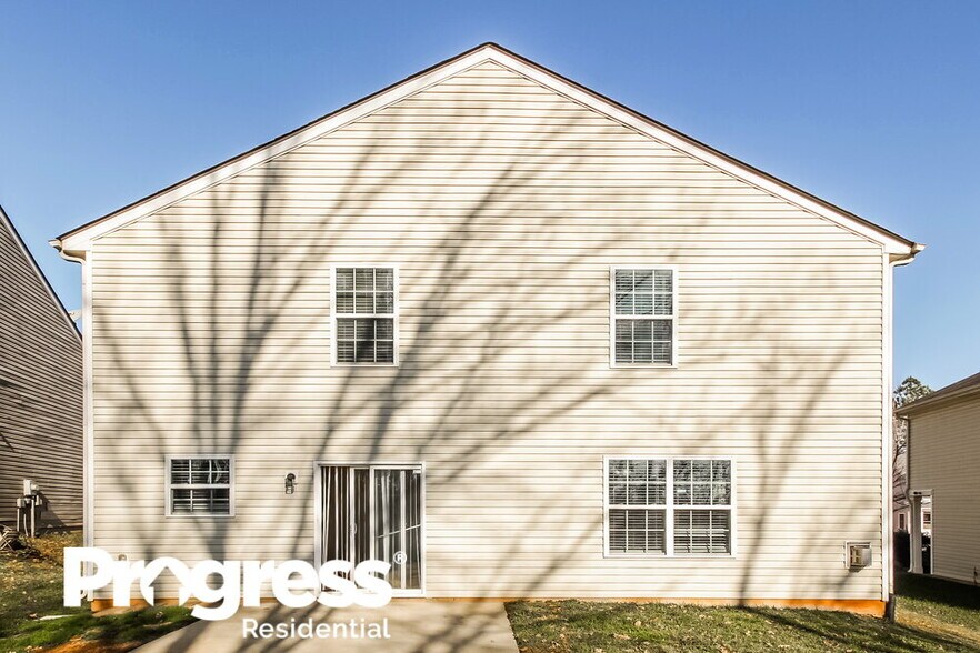 Building Photo - 4521 Oakburn Drive