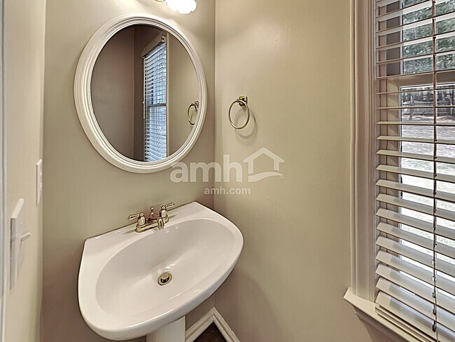 Building Photo - 9308 Leslieshire Dr