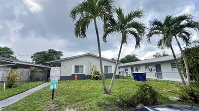Building Photo - 701 SW 15th Ave