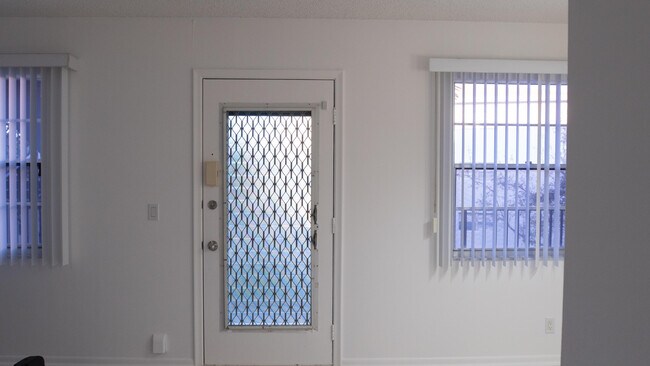 Building Photo - 400 SW 134th Way