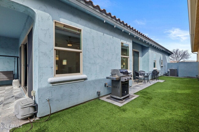 Building Photo - 4451 E Bernice St