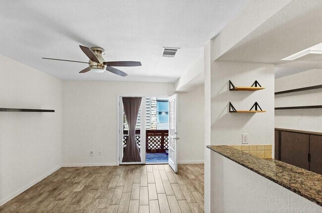 Building Photo - 3627 Menchaca Rd