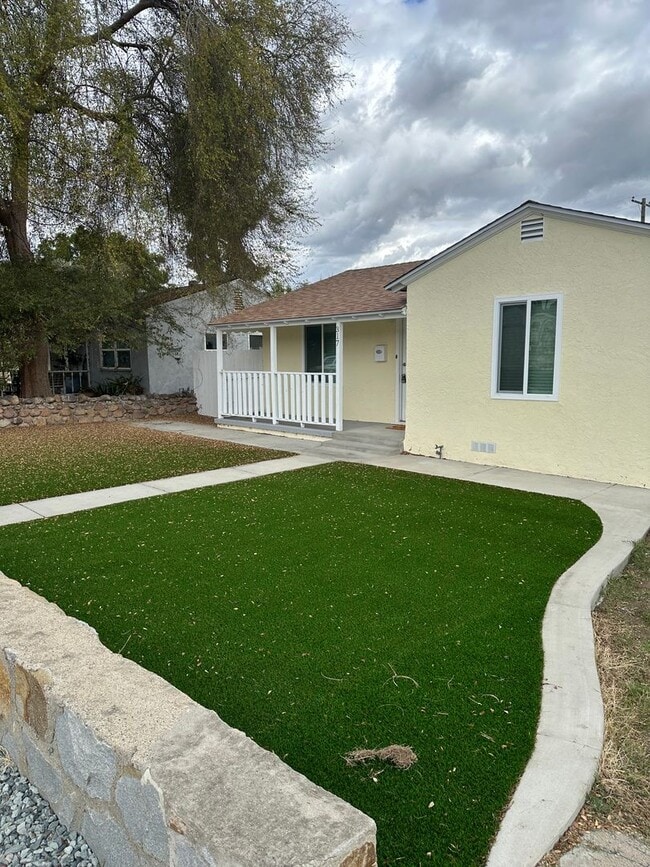 Building Photo - 317 Richfield Ave