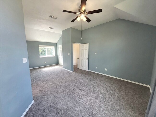 Building Photo - 4672 Heatherbrook Ln
