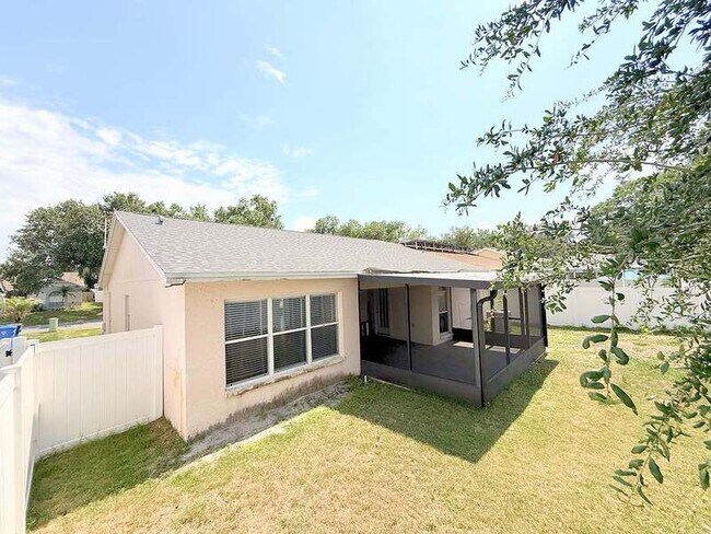 Building Photo - 1118 Hardwood Dr