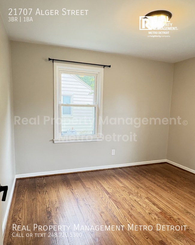 Building Photo - 21707 Alger St