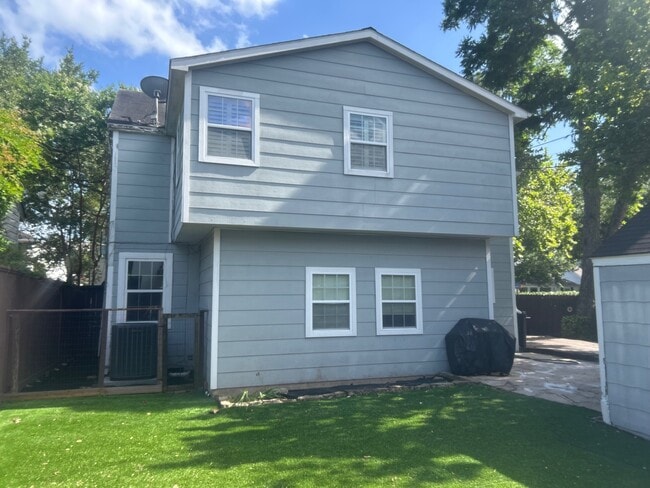 Building Photo - 3522 Corondo Ct