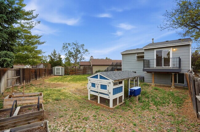 Building Photo - $2,895.95 - 3 Bed, 2 Bath Home in Arvada with Central AC, and Fenced in Yard!