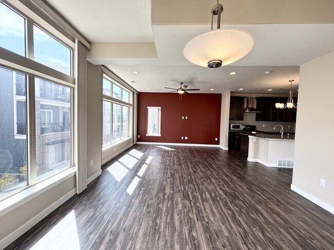 Building Photo - 65 N Rio Grand Ave