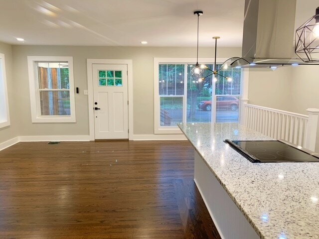 Building Photo - BUTLER UNIVERSITY 4BR/4BA PROFESSIONALLY REMODLELED!!   PERFECT FOR 4 ROOMATES!