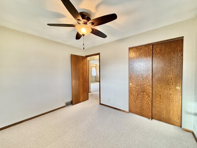 Building Photo - 604 Margate Dr