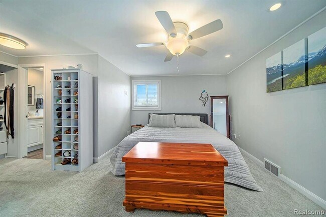 Building Photo - 2536 Alveston Dr