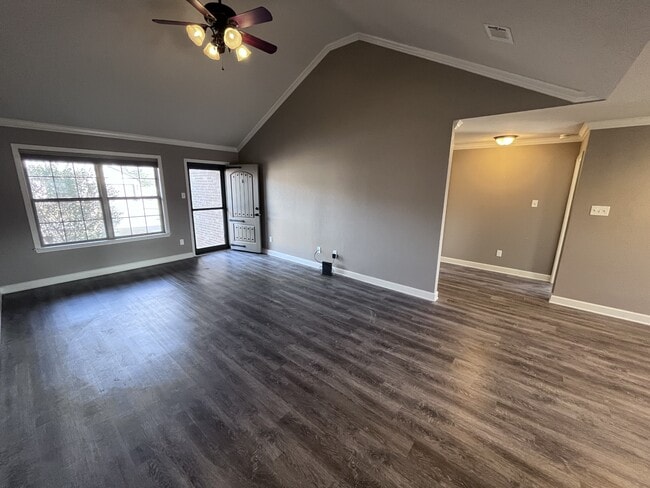 Building Photo - 13 Kelby Ct