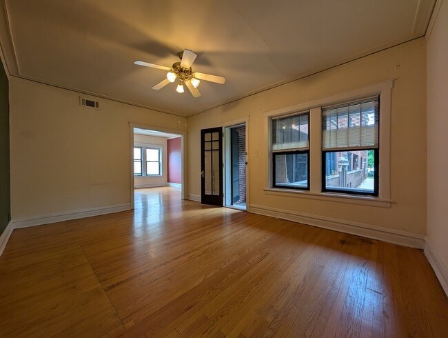 Building Photo - 2522 N Kedzie Blvd