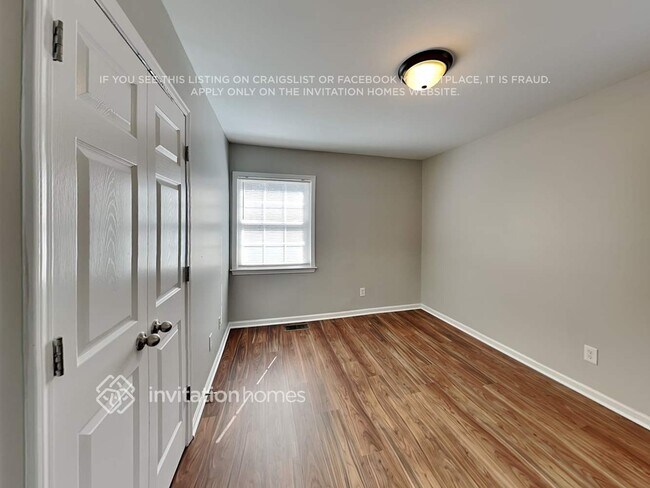 Building Photo - 1027 Tilden Rd